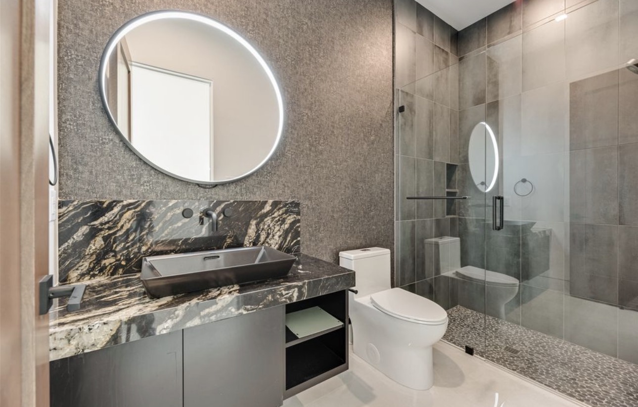 Luxury home cleaned by Kierland Cleaning